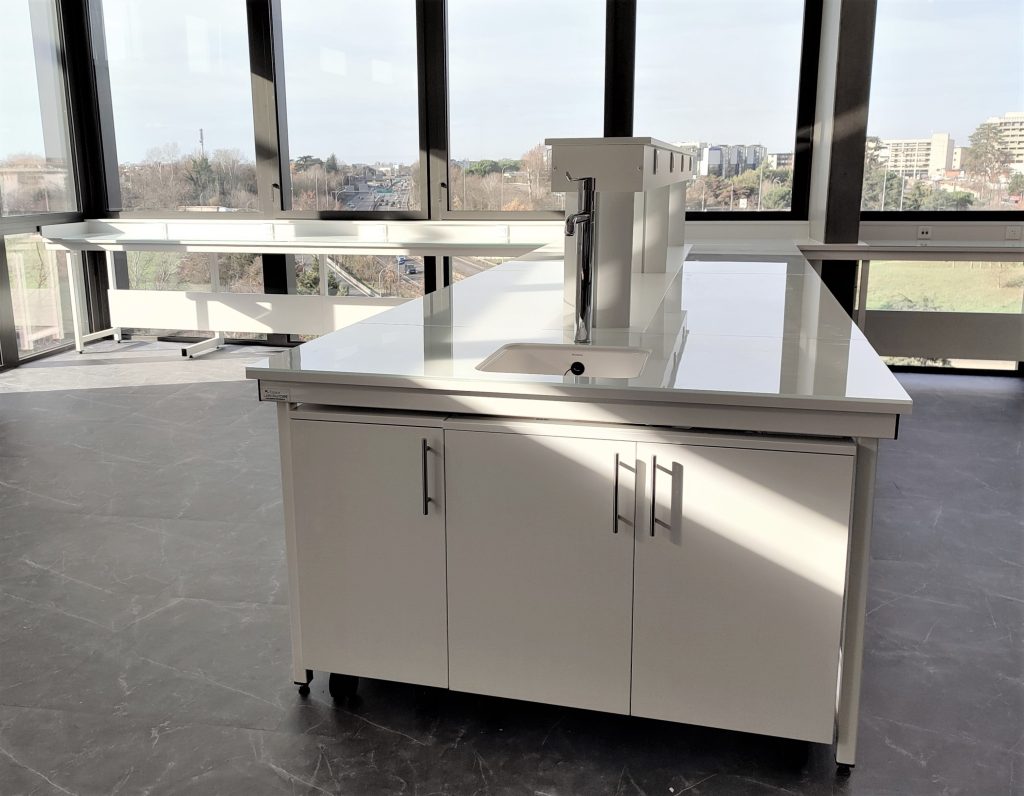 mobilier de laboratoire