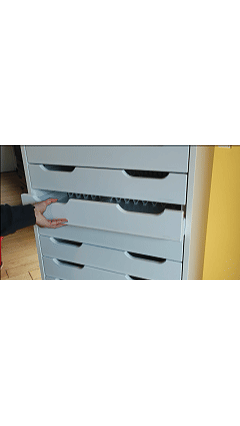 meuble porte seringues laboratoire